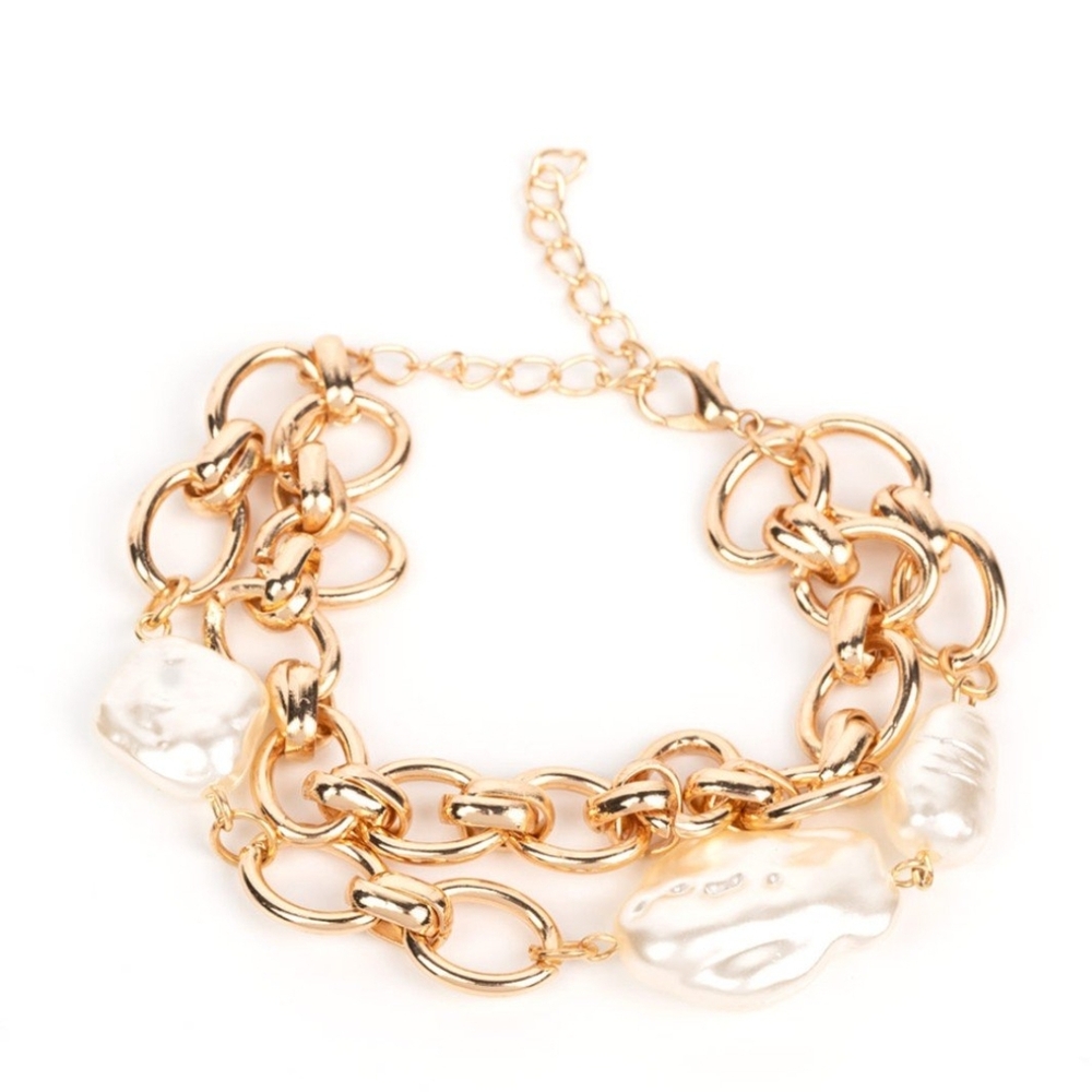 Paparazzi Gold and White Bracelet with Elegant Design Seaside Sojourn Jewelry